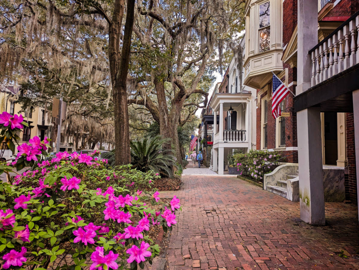 Guide to Savannah's Districts and Historic Areas