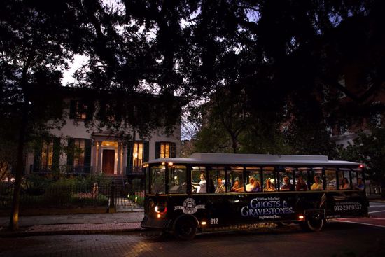 Savannah Travel Take a Ghost Tour