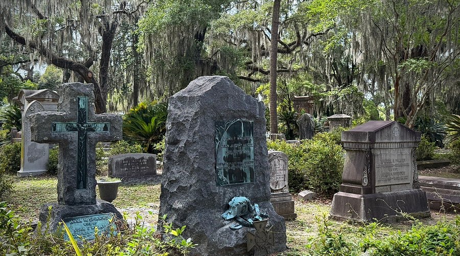 Savannah Travel Explore Bonaventure Cemetery