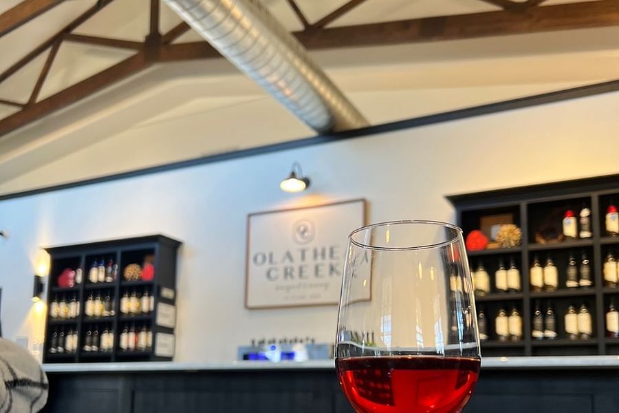 Wine tasting at Savannah resorts