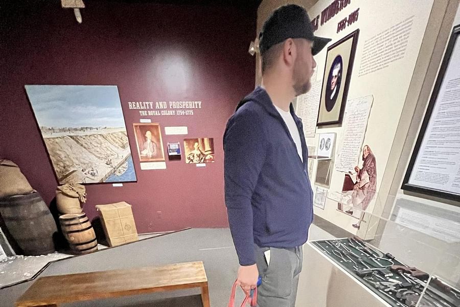 Wormsloe Historic Site dogs