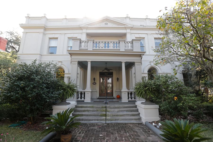 Elizabeth on 37th Savannah dining