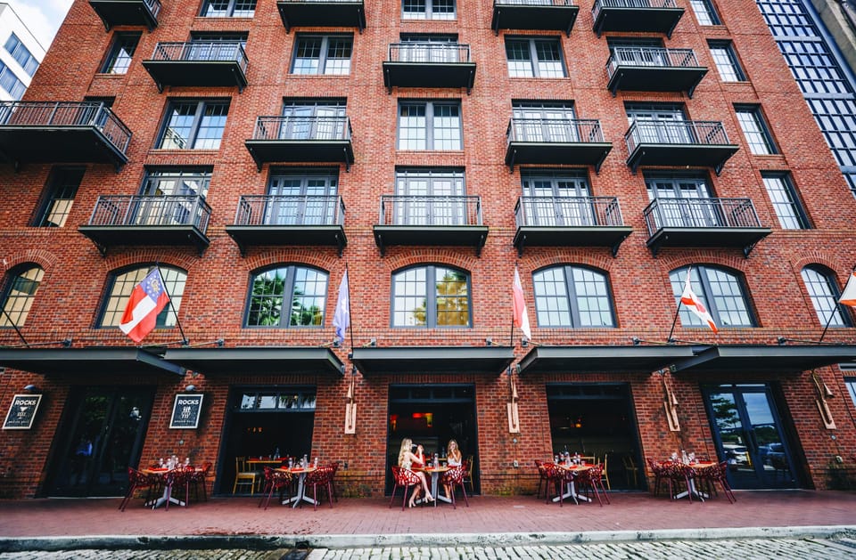 Discovering Savannah: A Comprehensive Guide to River Street East