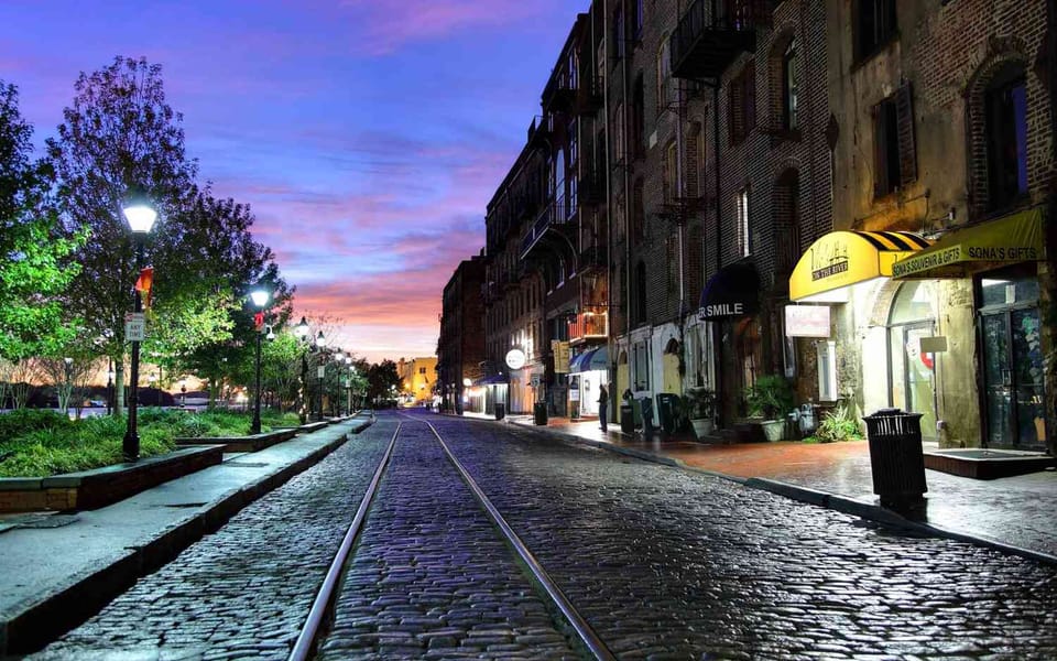 Savannah River Walk: A Must-Do Activity When in Georgia